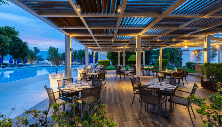 4* Porto Rio Hotel