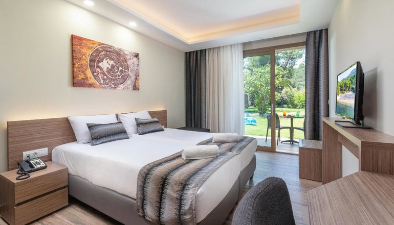 4* Poseidon Hotel Sea Resort