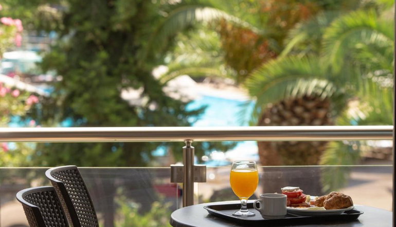 4* Poseidon Hotel Sea Resort