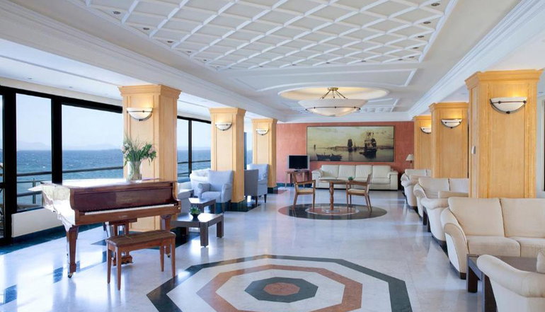 4* Ramada Attica Riviera