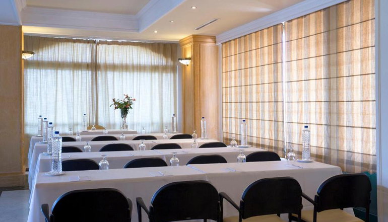 4* Ramada Attica Riviera