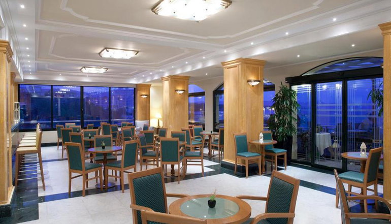 4* Ramada Attica Riviera