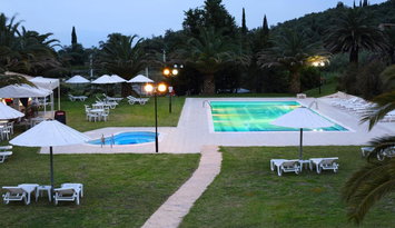 4* Rebecca's Village - Καρουσάδες, Κέρκυρα