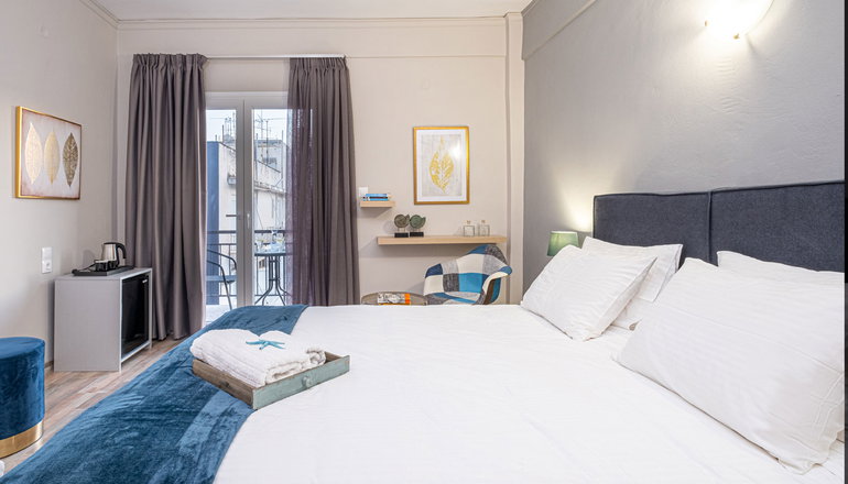 4* Riviera Hotel