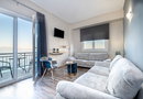 4* Riviera Hotel