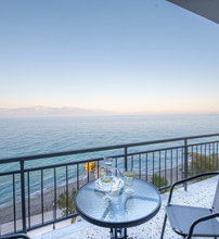 4* Riviera Hotel