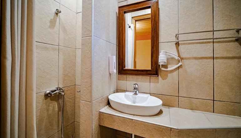 4* Rodia Boutique Hotel