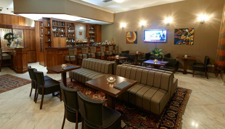 4* Royal Hotel