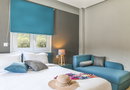 4* Royal Hotel and Suites