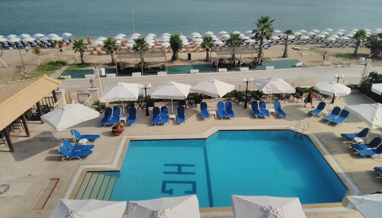 4* Santa Beach Hotel