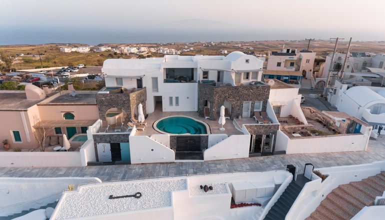 4* Santorini Secret Premium