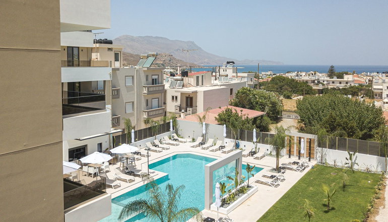 4* Sapphire Blue Suites