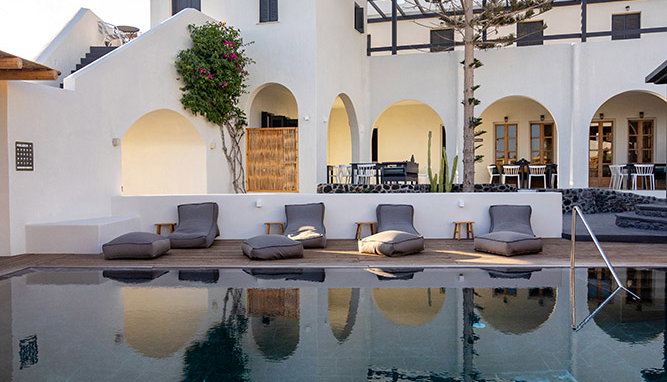 4* Scorpios Beach Hotel -  Μονόλιθος, Σαντορίνη