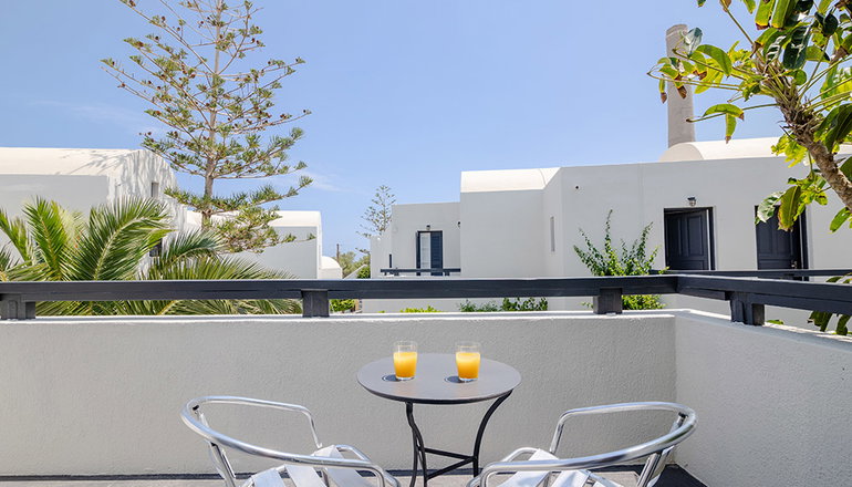 4* Scorpios Beach Hotel -  Μονόλιθος, Σαντορίνη