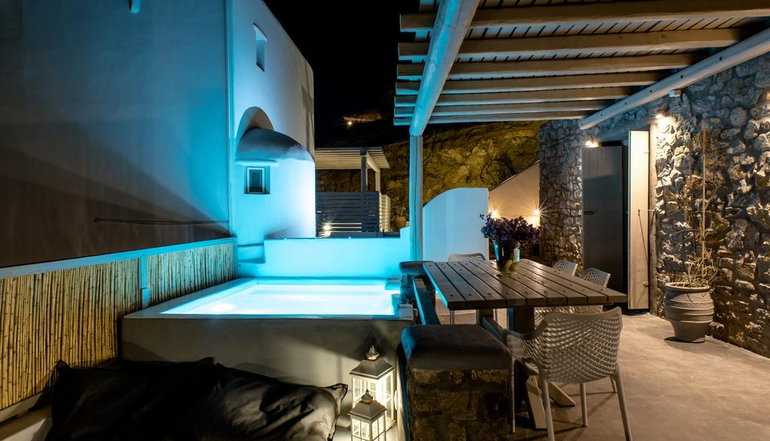 Sea Rock & Sky Private Residence