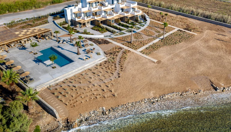 4* Seesoo Paros Beachfront Resort