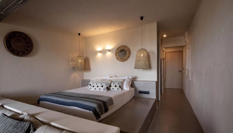 4* Seesoo Paros Beachfront Resort