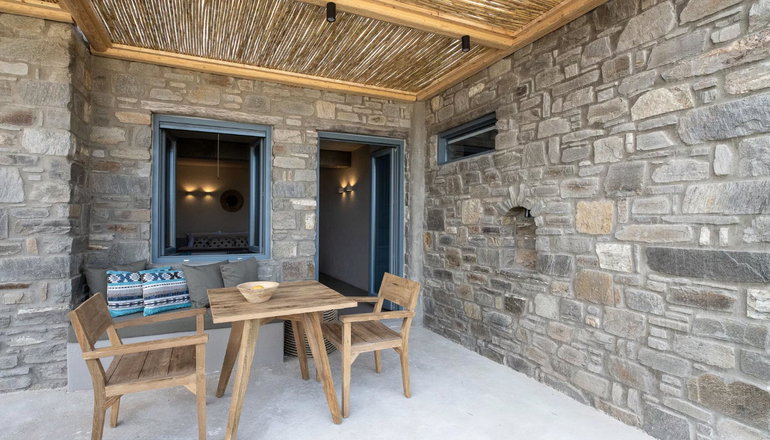 4* Seesoo Paros Beachfront Resort