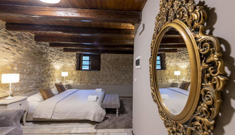 4* Semantron Traditional Village - Ελαιώνας Διακοπτού