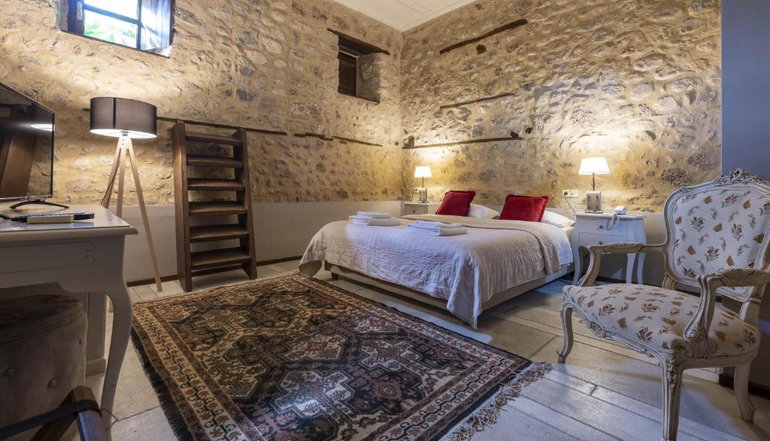 4* Semantron Traditional Village - Ελαιώνας Διακοπτού