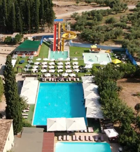 4* Semantron Traditional Village - Ελαιώνας Διακοπτού