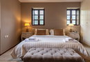 4* Semantron Traditional Village