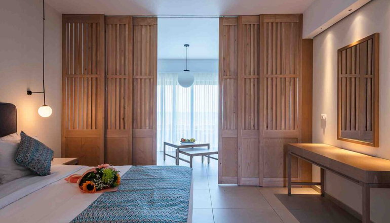 4* Silver Beach Hotel