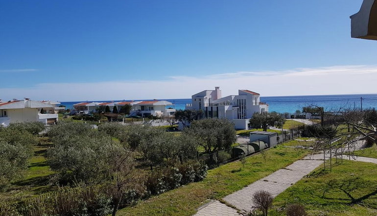 4* Skion Palace Beach Hotel