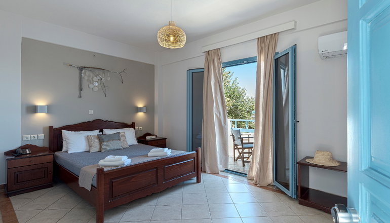 4* Skiros Palace