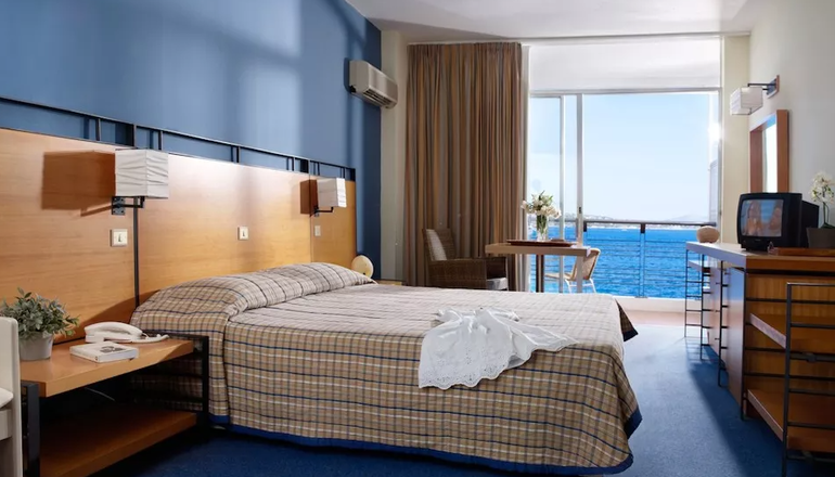 4* Spetses Hotel
