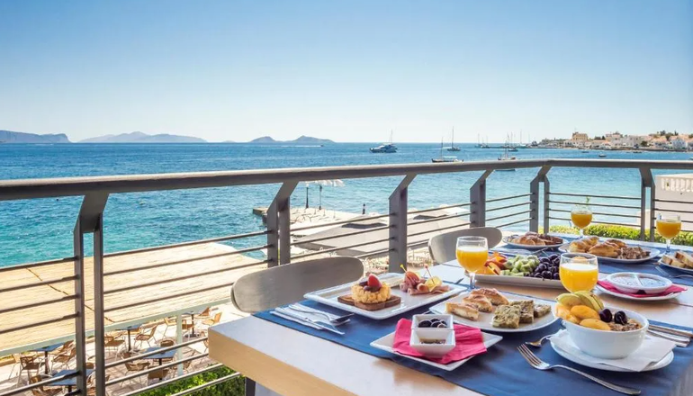 4* Spetses Hotel