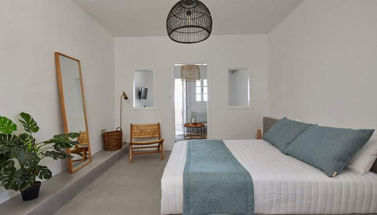 4* Symmetry Suites