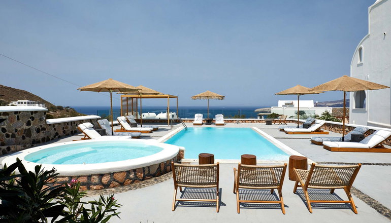 4* Symmetry Suites