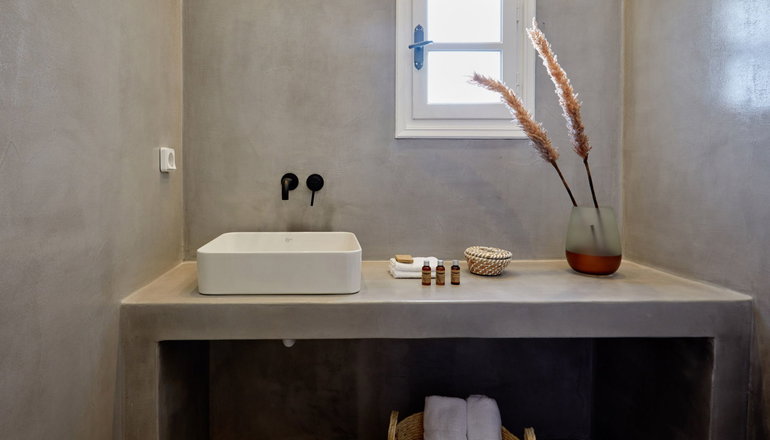 4* Symmetry Suites