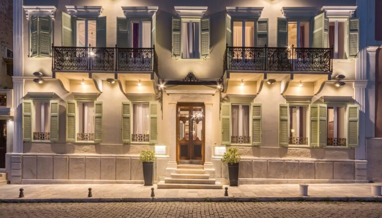 4* Syrou Melathron - Ερμούπολη, Σύρος