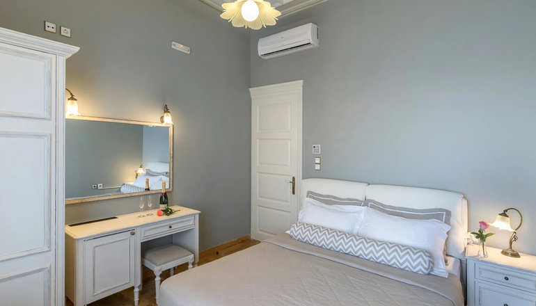 4* Syrou Melathron - Ερμούπολη, Σύρος