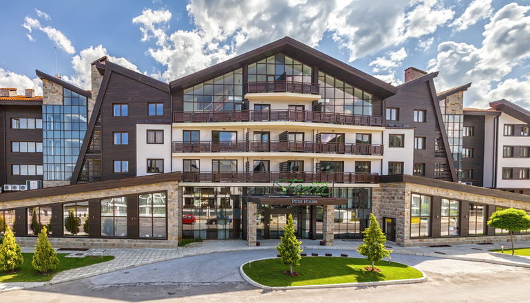 4* Terra Hotel