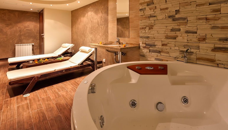 4* Terra Hotel