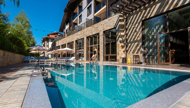 4* Terra Hotel