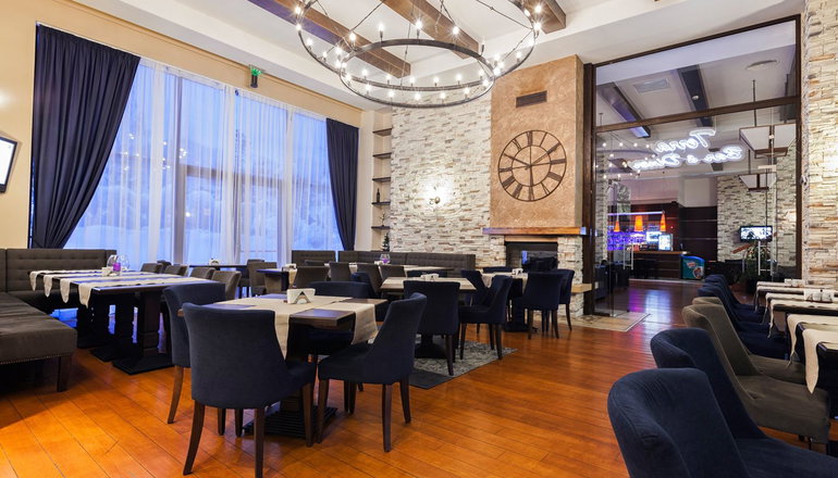 4* Terra Hotel