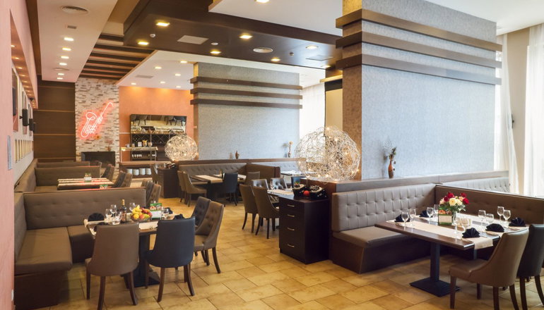 4* Terra Hotel