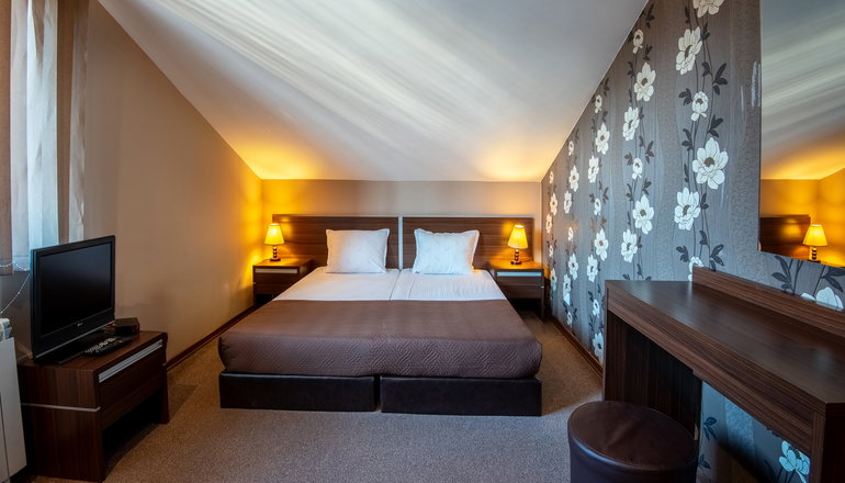 4* Terra Hotel