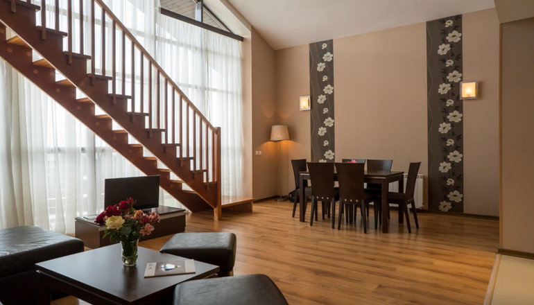 4* Terra Hotel