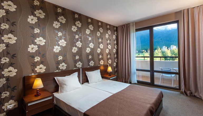 4* Terra Hotel