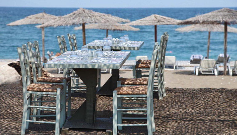 4* Thalatta Seaside Hotel