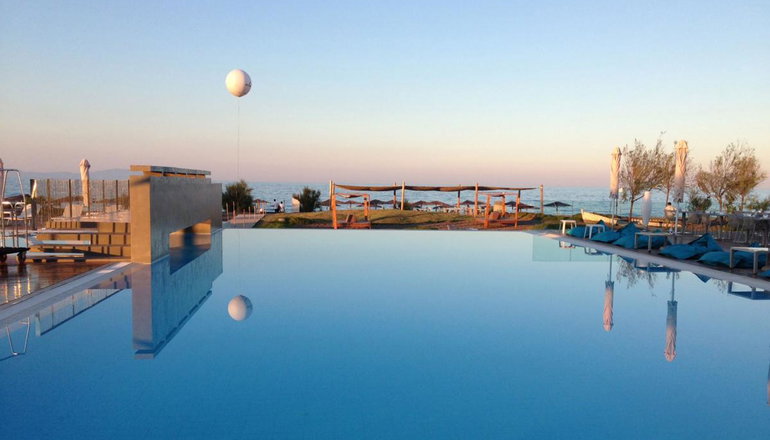 4* Thalatta Seaside Hotel