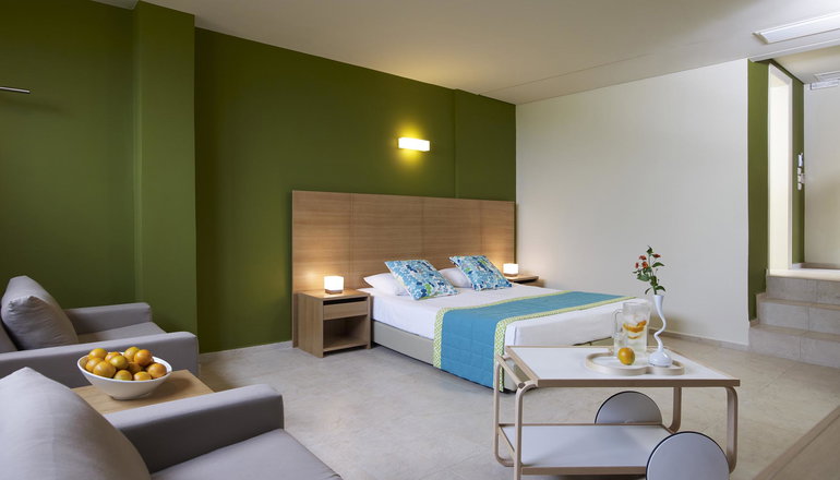 4* Thalatta Seaside Hotel