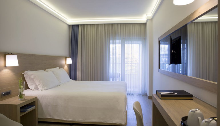 4* The Golden Age Hotel of Athens