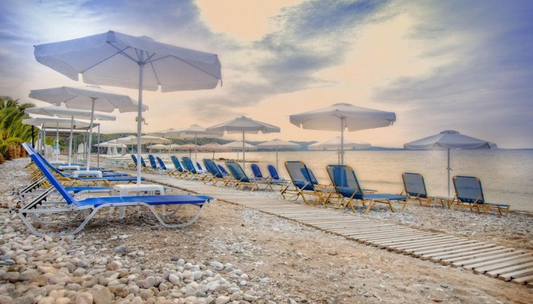 4* The Grove Seaside Hotel