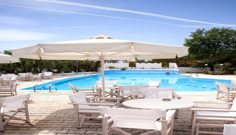 4* The Grove Seaside Hotel